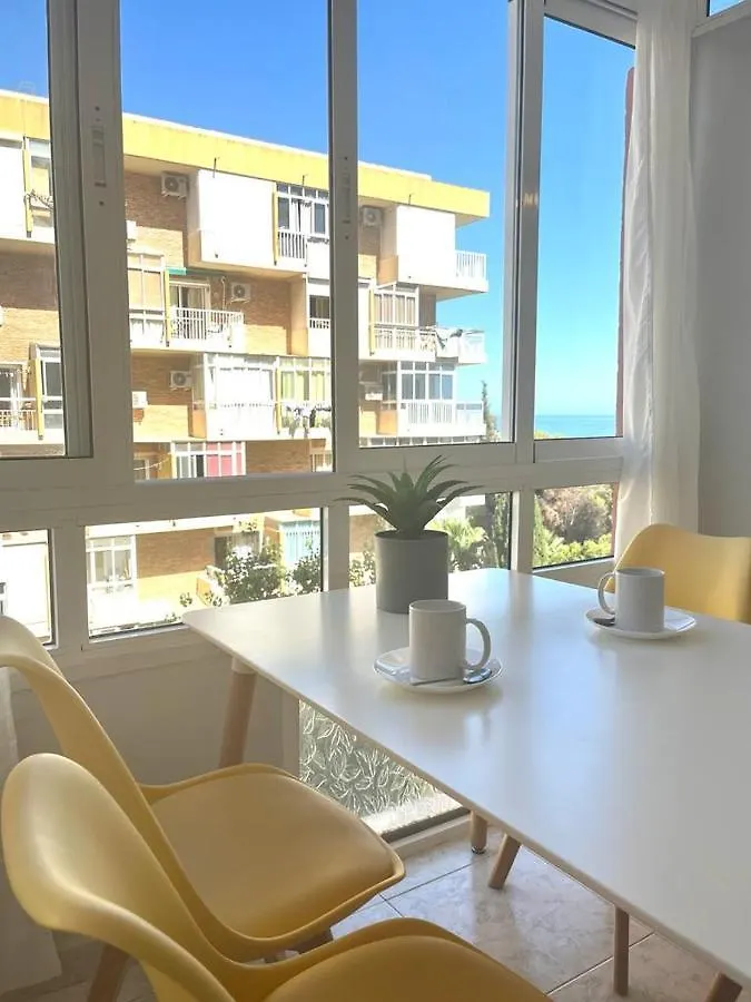 Apartment Encantador Estudio Con Piscina Benalmadena Spain